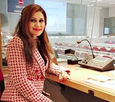 English-Urdu Translator, Punjabi, Urdu, Mirpuri, Hindi Conference Interpreter – Amina Saif